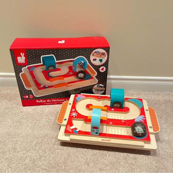 Janod Hedgehog Rally - Picture 1 of 2